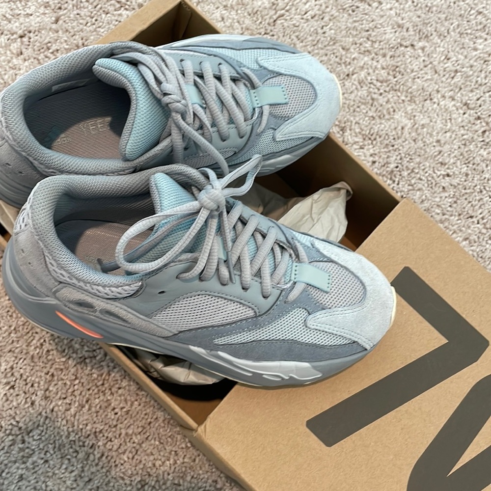 Yeezy 700 Inertia’s